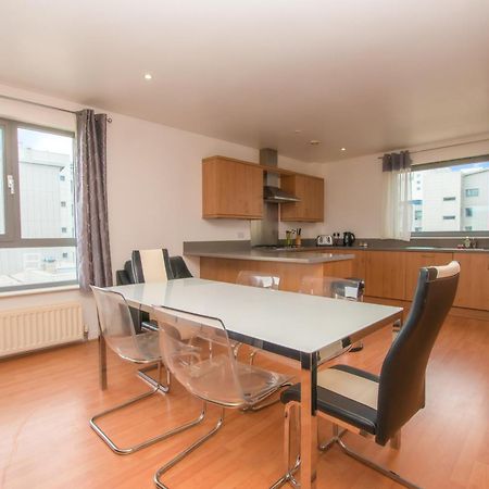 אדינבורו Blue Harbour Apartments מראה חיצוני תמונה