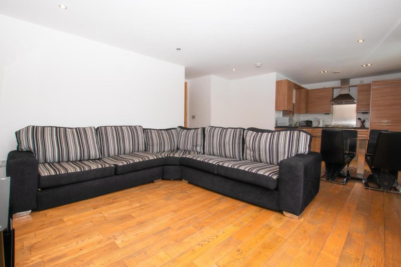 אדינבורו Blue Harbour Apartments מראה חיצוני תמונה