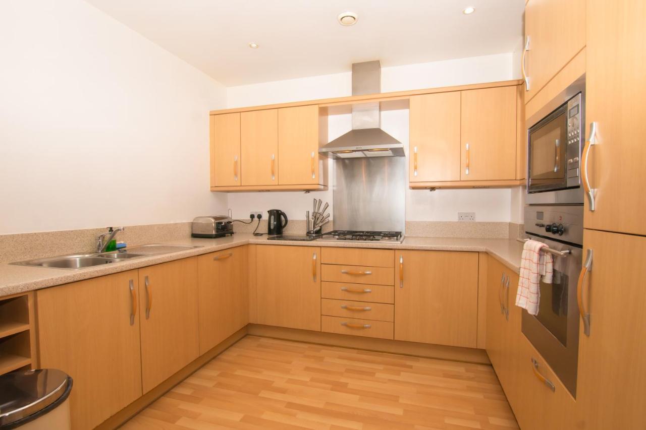 אדינבורו Blue Harbour Apartments מראה חיצוני תמונה