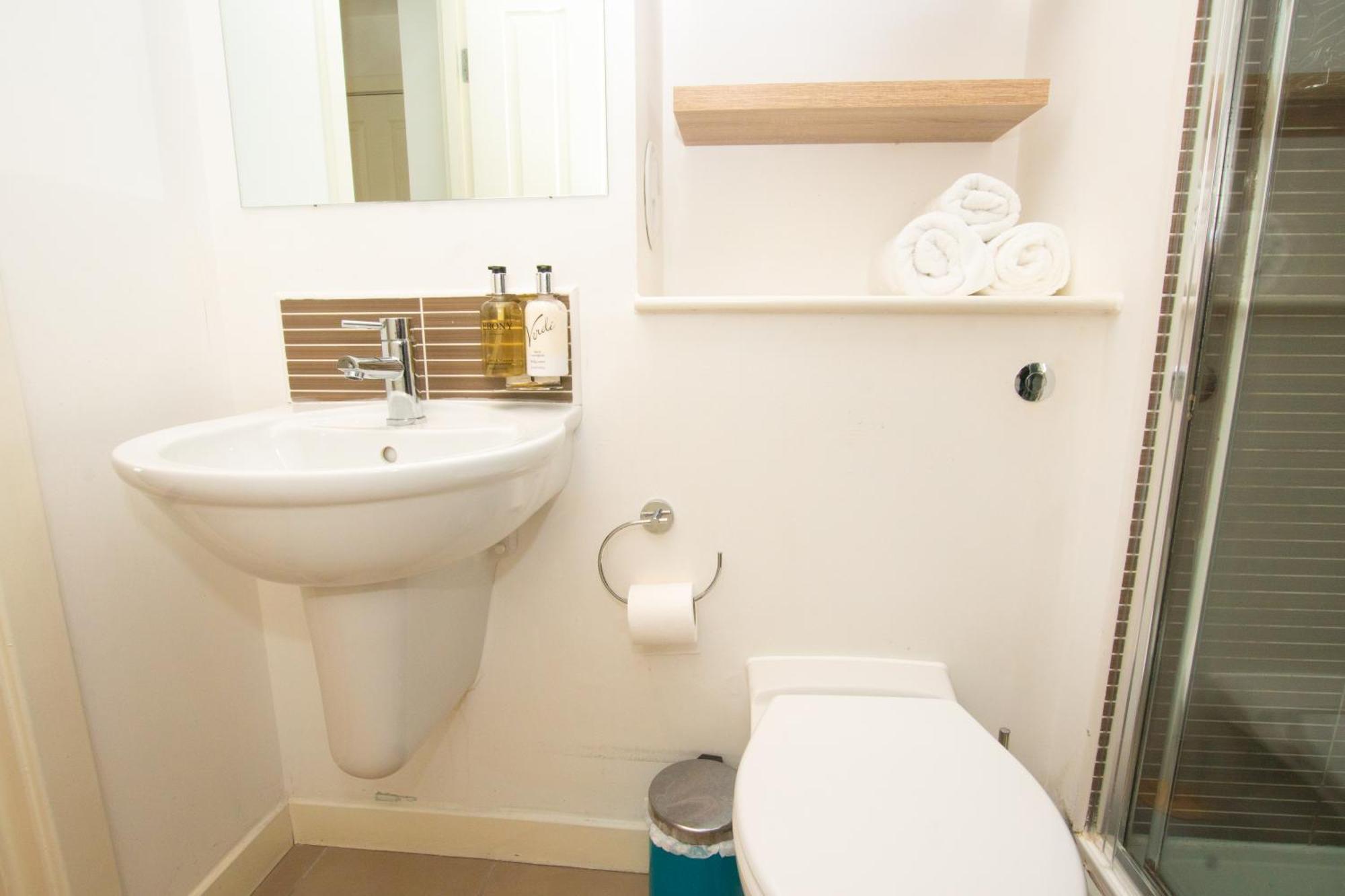 אדינבורו Blue Harbour Apartments מראה חיצוני תמונה