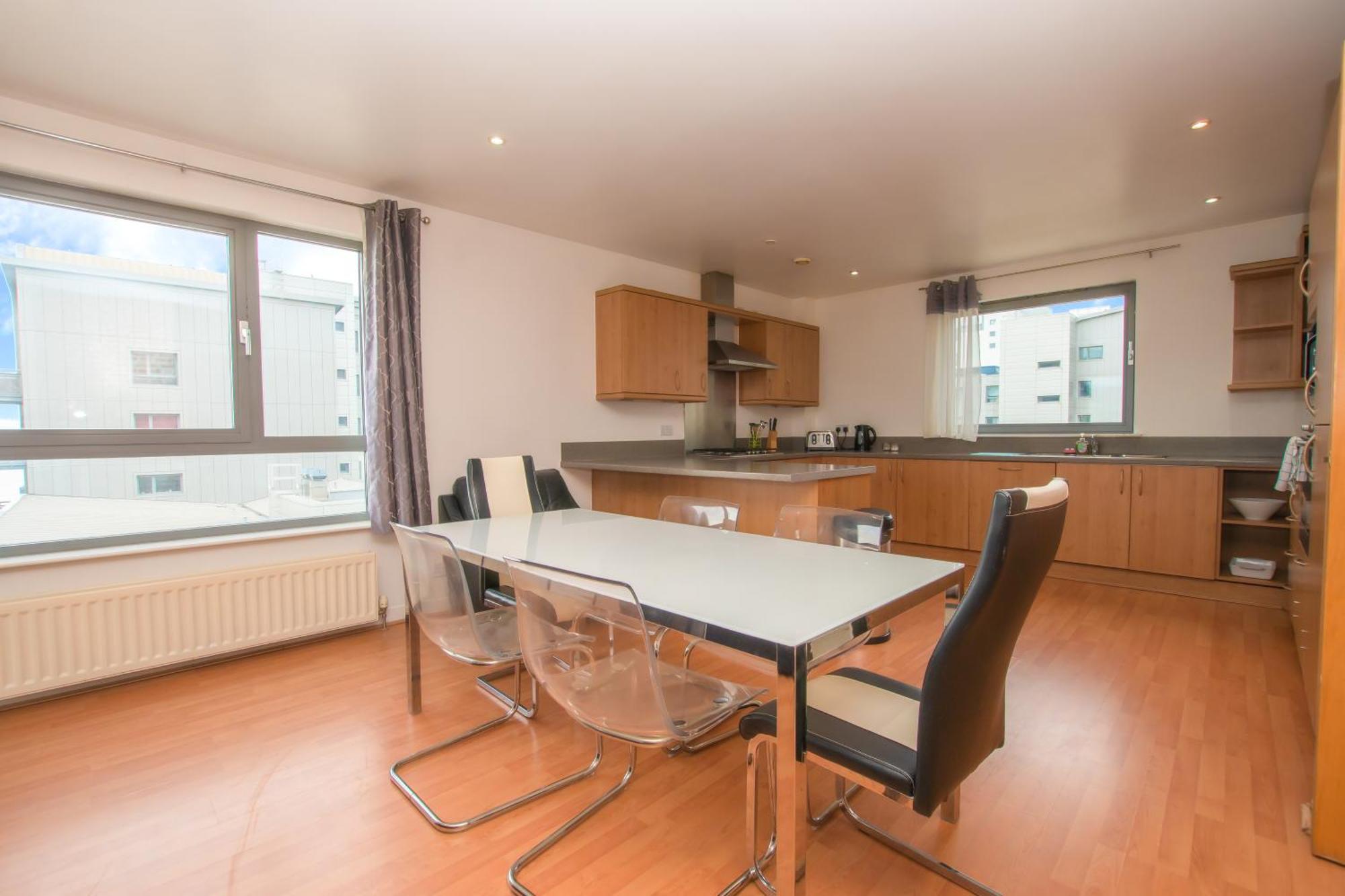 אדינבורו Blue Harbour Apartments מראה חיצוני תמונה