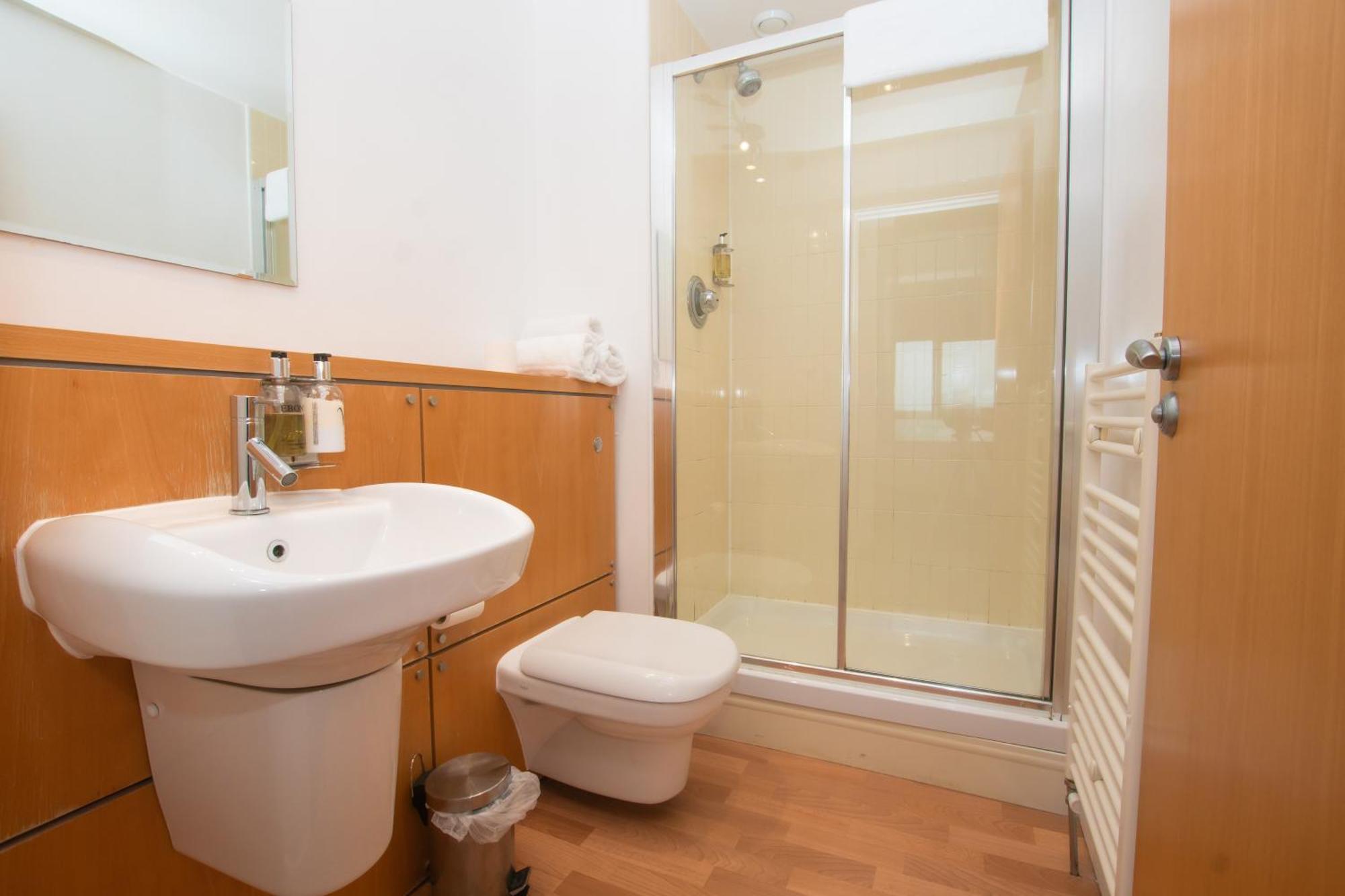 אדינבורו Blue Harbour Apartments מראה חיצוני תמונה